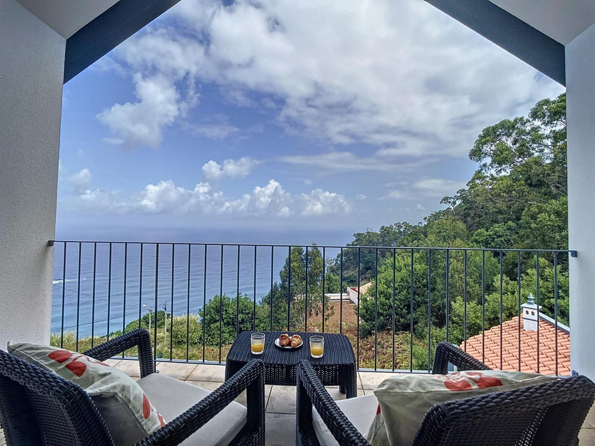 Vinhaticos Villa By Atlantic Holiday بورتو مونيز المظهر الخارجي الصورة